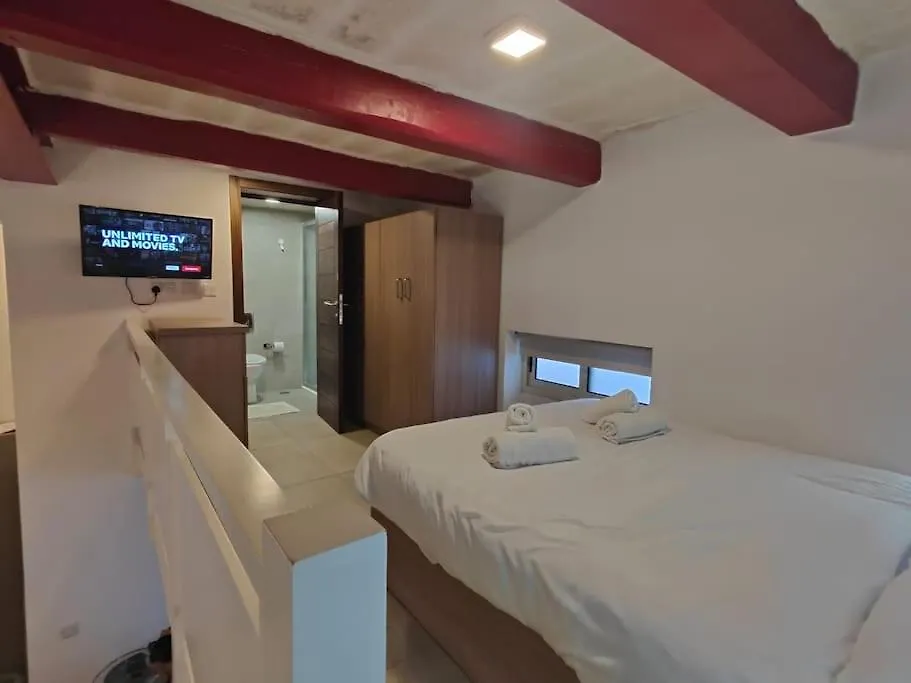 Modern Duplex Studio In Valletta Apartment 0*,  Malta