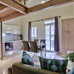 Appartement Charming 1 Bedroom Off Republic Street Sleeps 4, La Valette